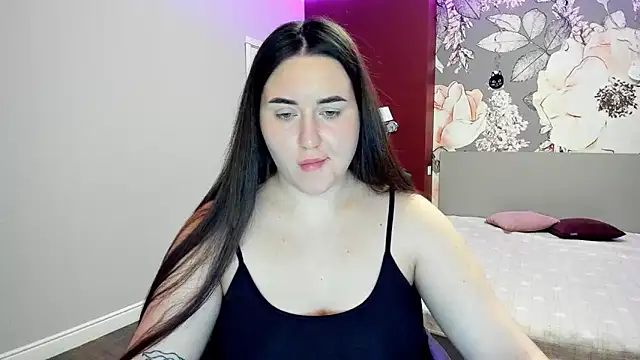 Roxie Bradley online show from February 2026 07:30:01 AM