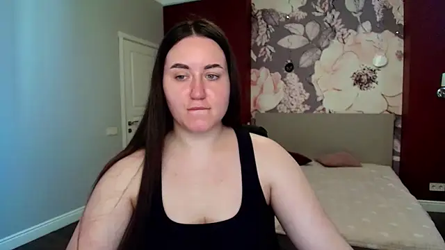 Roxie Bradley online show from April 2026 05:58:01 AM