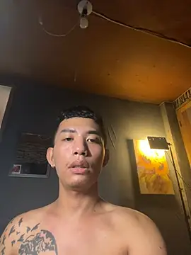 xlovercum online show from January 2026 09:21:02 PM