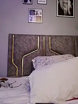 haileystone online show from February 2026 12:26:01 PM