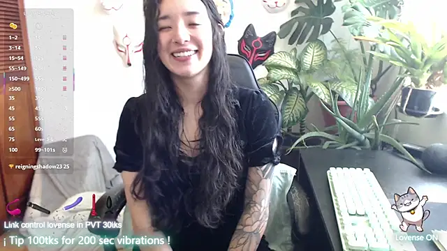 Snapshot of cat_salo chatting on November 2025 03:12:01 PM cat salo online show from November 2025 03:12:01 PM