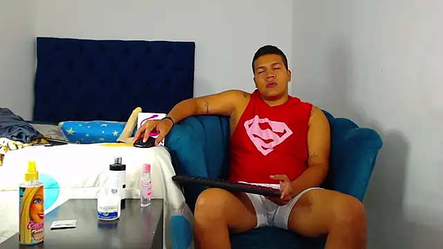 Snapshot of StevanHouston chatting on January 2025 03:43:01 PM StevanHouston online show from January 2025 03:43:01 PM