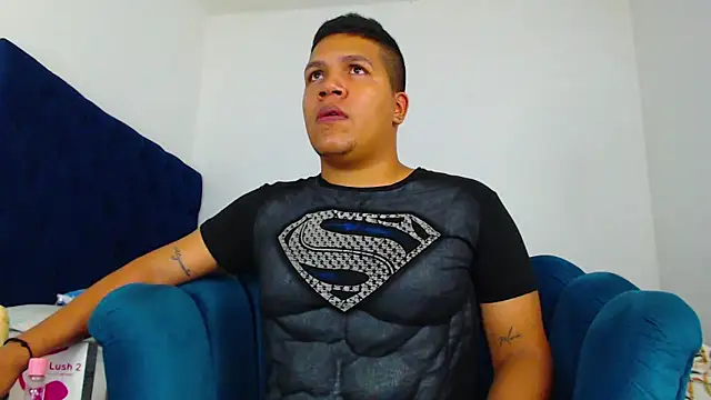 Snapshot of StevanHouston chatting on February 2025 04:37:02 AM StevanHouston online show from February 2025 04:37:02 AM