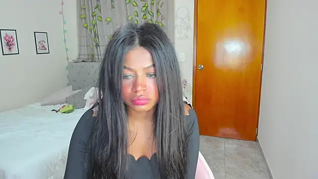 charlott7 online show from November 2025 01:22:01 AM