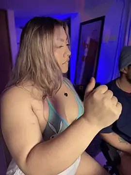 Im sophiie online show from November 2025 06:51:01 AM