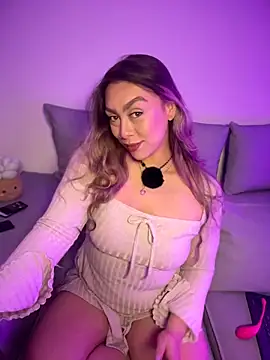 Im sophiie online show from May 2026 07:17:02 AM