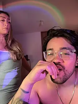 Im sophiie online show from November 2025 06:23:02 AM