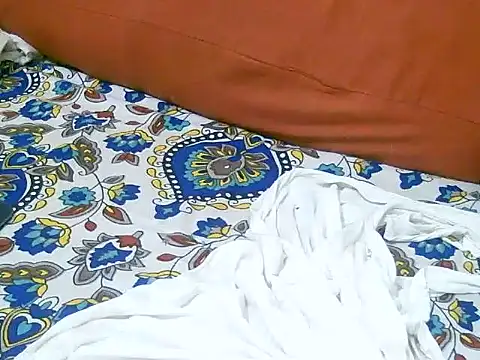 Snapshot of kavipanty chatting on June 2026 03:34:02 AM kavipanty online show from June 2026 03:34:02 AM