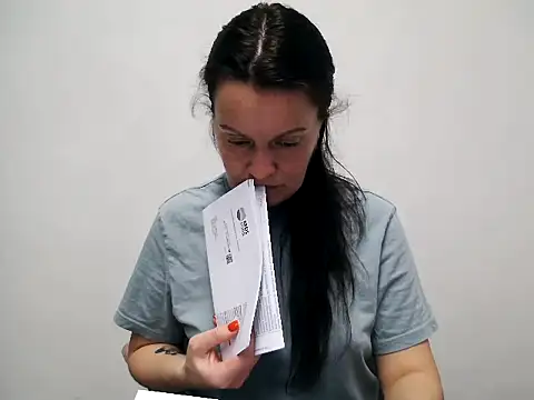 LoveNBloom online show from December 2024 05:38:02 PM