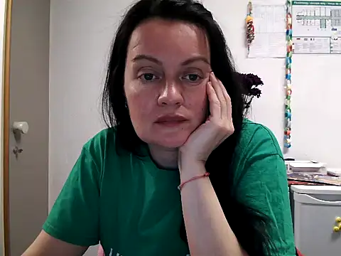 LoveNBloom online show from March 2025 06:18:01 PM