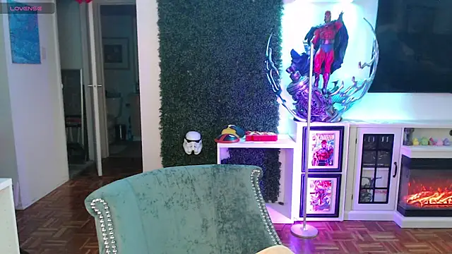 Vixen Lockheart online show from April 2026 02:24:01 PM