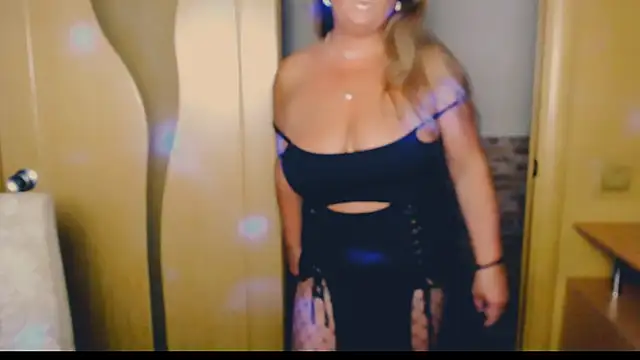 Malena Mi online show from June 2026 11:10:02 PM