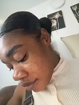  yisela  online show from March 2026 09:49:01 PM