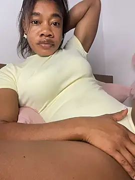  yisela  online show from May 2026 12:32:02 AM