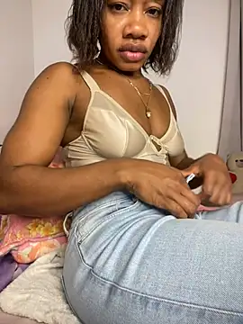 Snapshot of _yisela_ chatting on June 2026 12:09:02 AM yisela online show from June 2026 12:09:02 AM