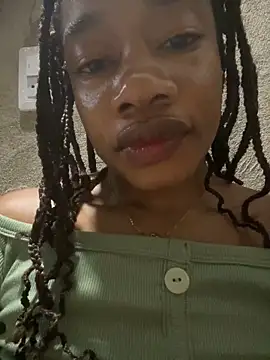  yisela  online show from October 2025 12:49:02 AM