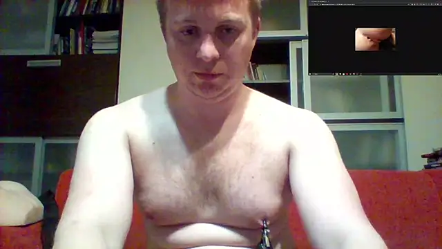 Snapshot of Matttthees chatting on March 2025 12:53:01 AM Matttthees online show from March 2025 12:53:01 AM