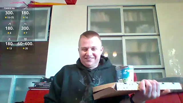 Snapshot of Matttthees chatting on March 2025 01:01:02 PM Matttthees online show from March 2025 01:01:02 PM