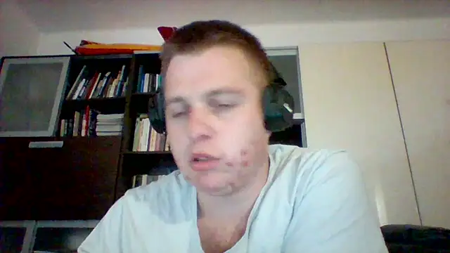 Snapshot of Matttthees chatting on February 2025 05:21:01 PM Matttthees online show from February 2025 05:21:01 PM
