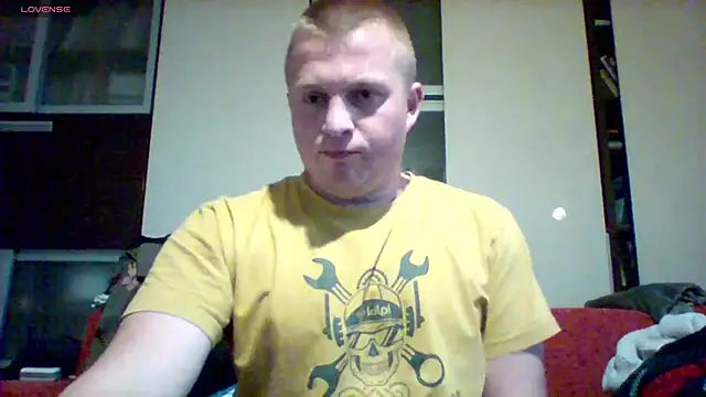 Snapshot of Matttthees chatting on October 2025 05:20:01 AM Matttthees online show from October 2025 05:20:01 AM