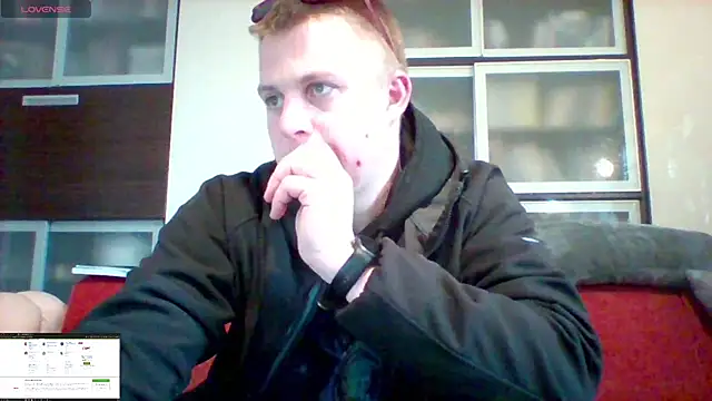 Snapshot of Matttthees chatting on February 2025 09:44:02 AM Matttthees online show from February 2025 09:44:02 AM