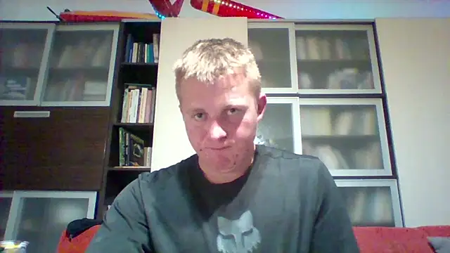 Snapshot of Matttthees chatting on September 2025 09:14:01 PM Matttthees online show from September 2025 09:14:01 PM