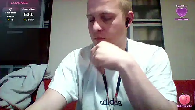 Matttthees online show from December 2025 02:52:01 PM