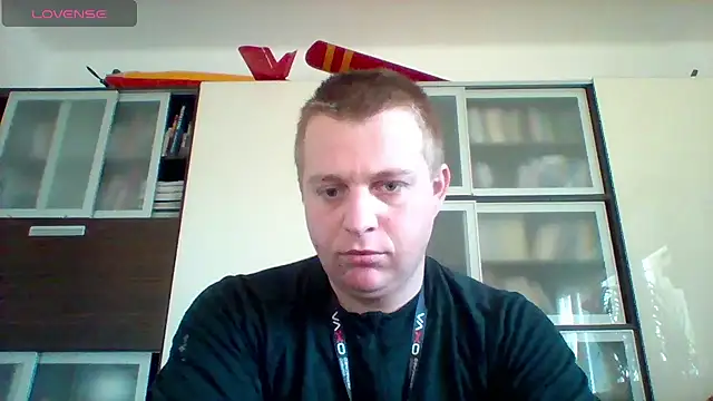 Matttthees online show from November 2025 08:18:02 AM