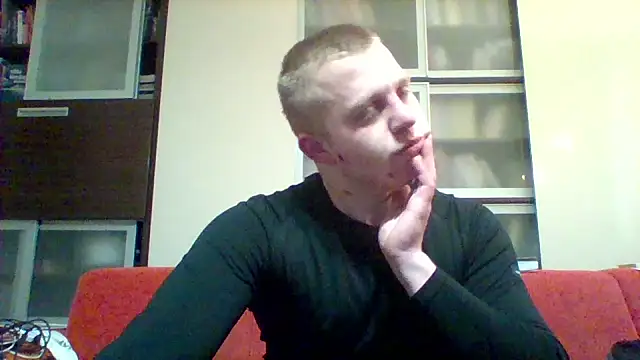 Matttthees online show from November 2025 10:32:01 PM