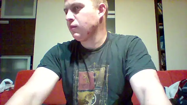 Snapshot of Matttthees chatting on October 2025 01:51:02 AM Matttthees online show from October 2025 01:51:02 AM