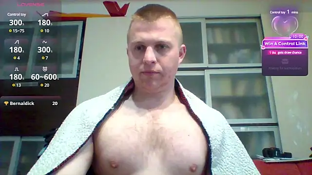 Snapshot of Matttthees chatting on March 2025 08:18:01 AM Matttthees online show from March 2025 08:18:01 AM