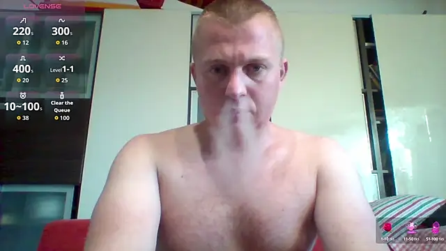 Snapshot of Matttthees chatting on September 2025 06:19:01 AM Matttthees online show from September 2025 06:19:01 AM