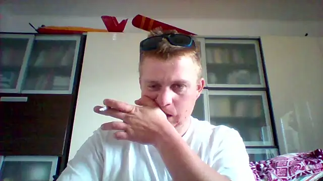 Snapshot of Matttthees chatting on September 2025 03:36:02 PM Matttthees online show from September 2025 03:36:02 PM