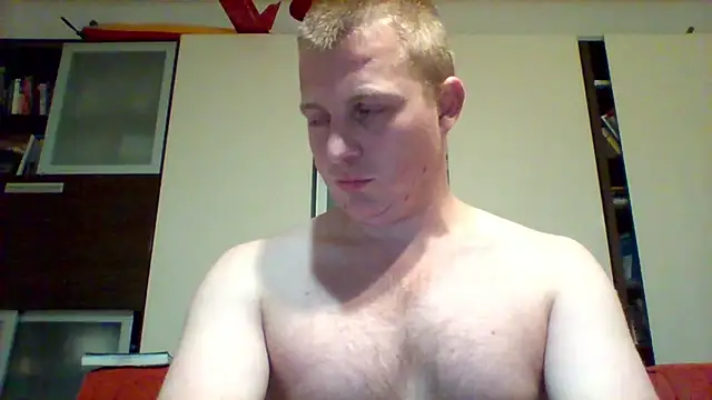 Snapshot of Matttthees chatting on October 2025 04:27:02 AM Matttthees online show from October 2025 04:27:02 AM