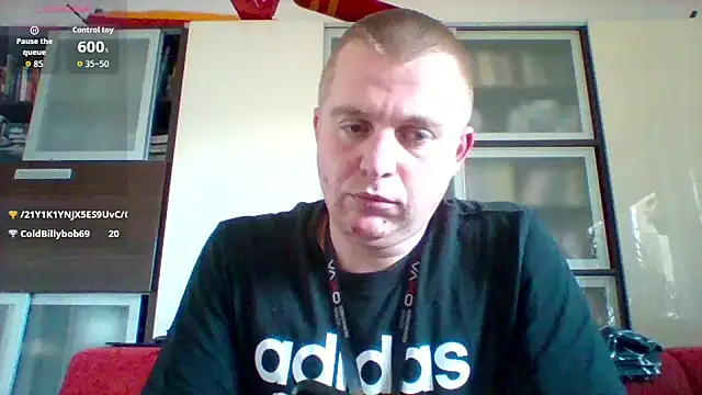 Matttthees online show from November 2025 09:23:02 AM