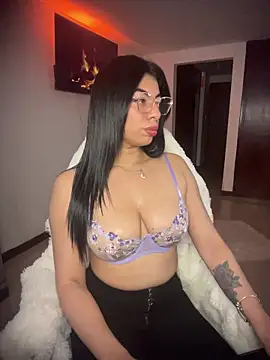 Miaparkerss  online show from March 2026 09:37:02 PM