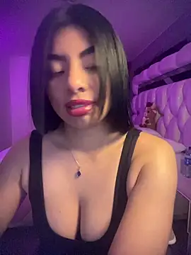 Miaparkerss  online show from January 2026 10:46:01 PM