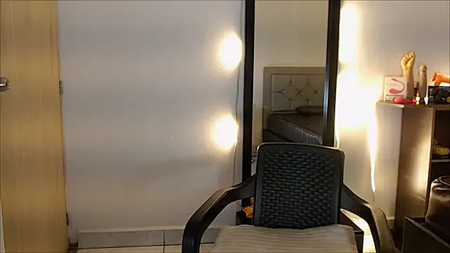 sofiaxdollxxx online show from October 2025 05:28:01 PM