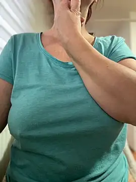 sweetmystery1 online show from October 2025 06:23:02 AM