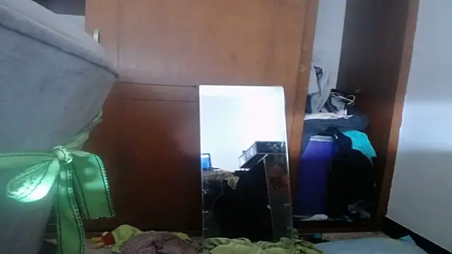 Snapshot of angellsexx20 chatting on October 2025 07:03:02 PM angellsexx20 online show from October 2025 07:03:02 PM