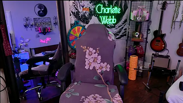 CharletteWebb online show from November 2025 01:53:01 AM