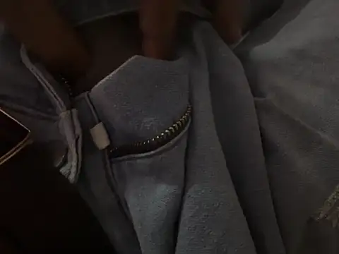 Snapshot of zeus_3241 chatting on December 2025 09:31:02 PM zeus 3241 online show from December 2025 09:31:02 PM