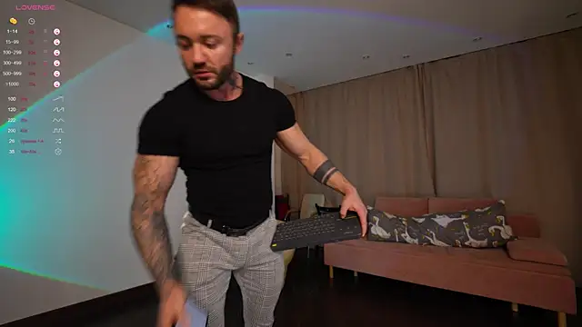 Snapshot of Demianblake chatting on October 2025 05:42:02 PM Demianblake online show from October 2025 05:42:02 PM