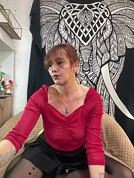 Boonny Boo01 online show from April 2026 01:47:01 PM