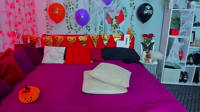 DarlingMilf online show from October 2025 07:24:01 PM