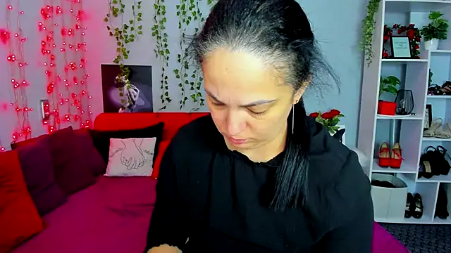 DarlingMilf online show from October 2025 06:16:02 PM