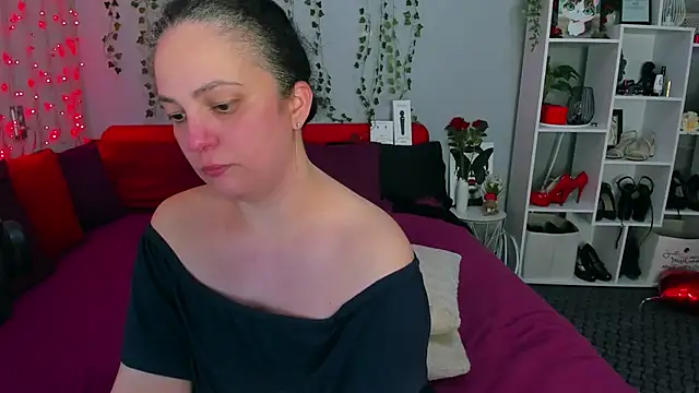 DarlingMilf online show from March 2026 07:09:01 PM