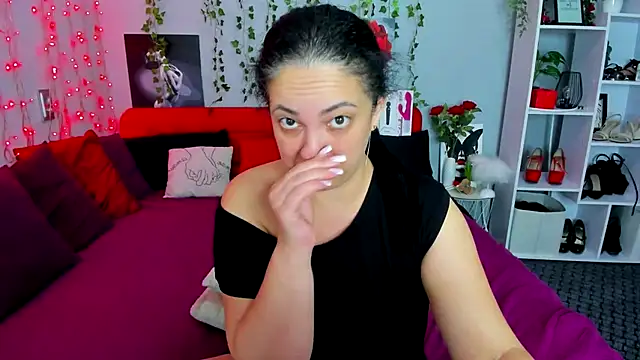 DarlingMilf online show from October 2025 06:08:01 PM