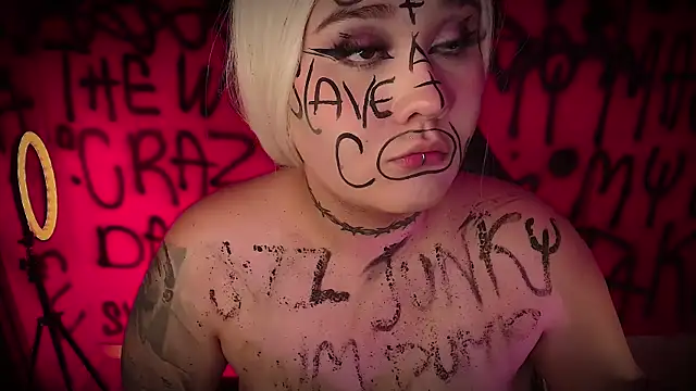 Laura takint online show from February 2025 07:02:02 PM