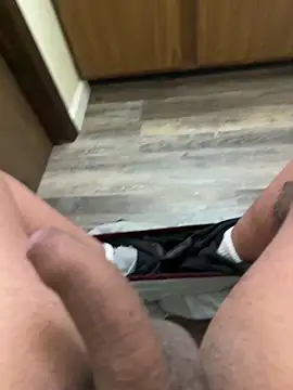 marhi32 online show from November 2025 02:09:02 PM